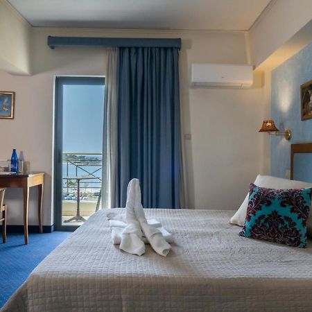 Four Seasons Hotel Athene Buitenkant foto
