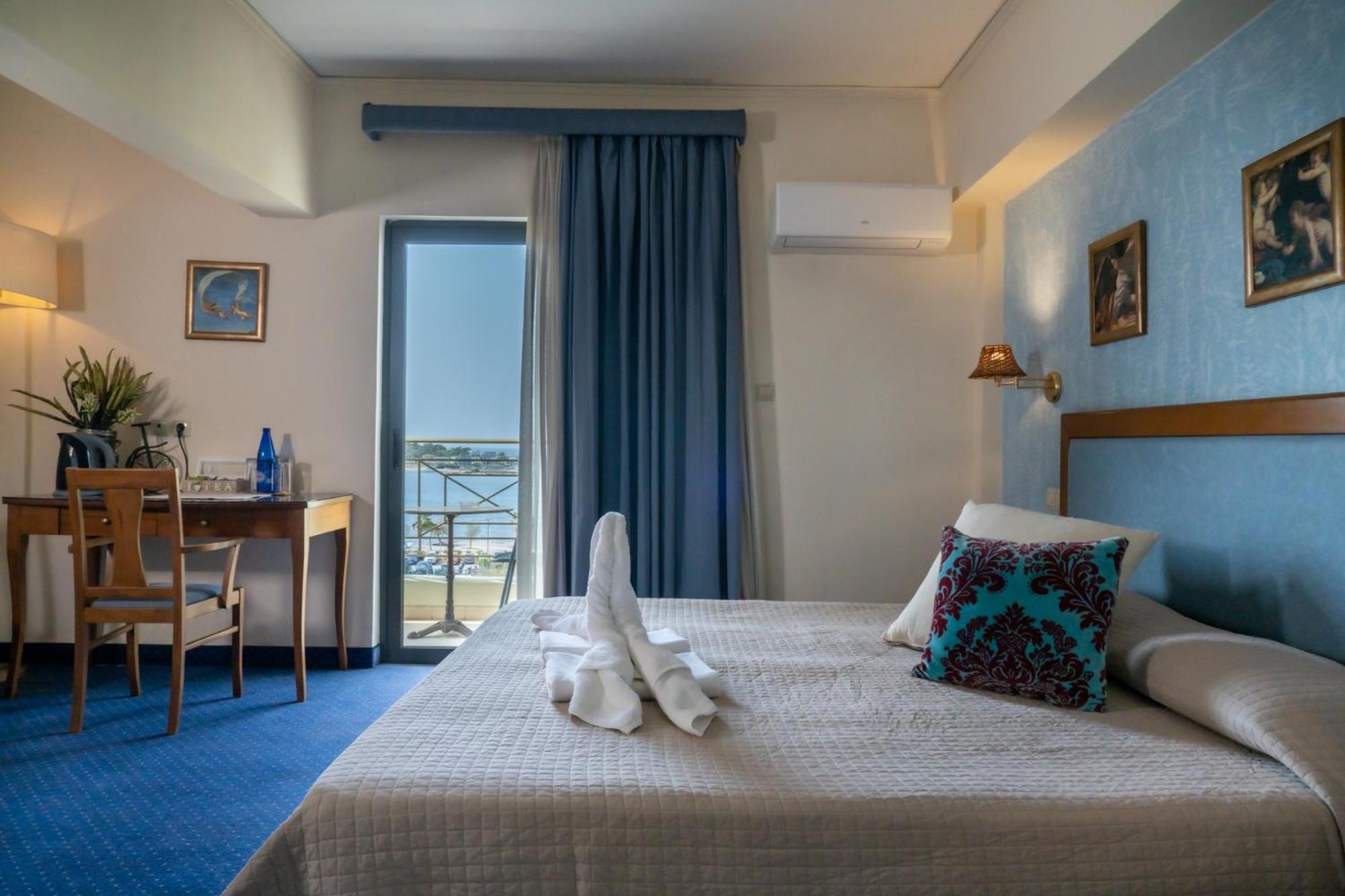 Four Seasons Hotel Athene Buitenkant foto