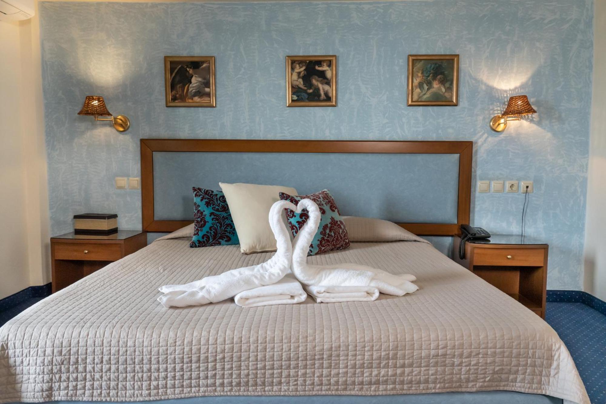Four Seasons Hotel Athene Buitenkant foto