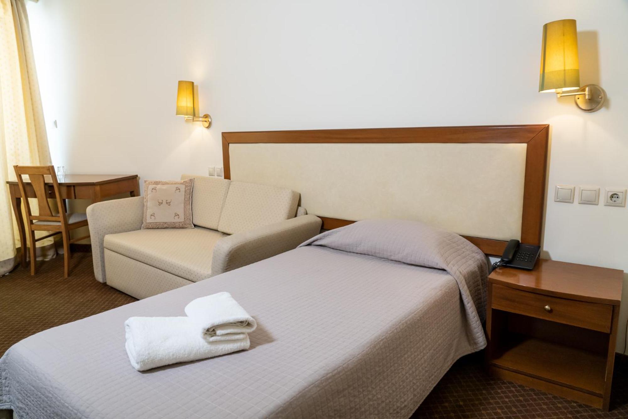 Four Seasons Hotel Athene Buitenkant foto